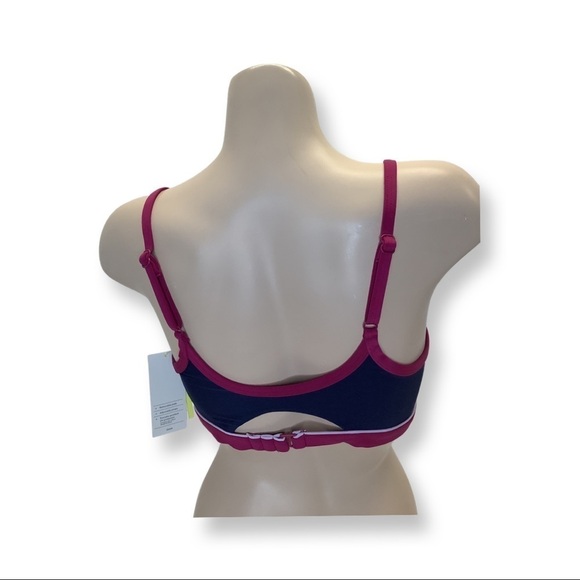 All in Motion Swim Suit Top Size Medium New With Tags - Picture 3 of 4